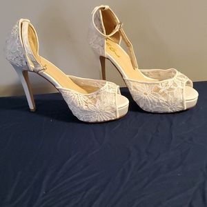 Lace wedding shoes size 8.5 never worn